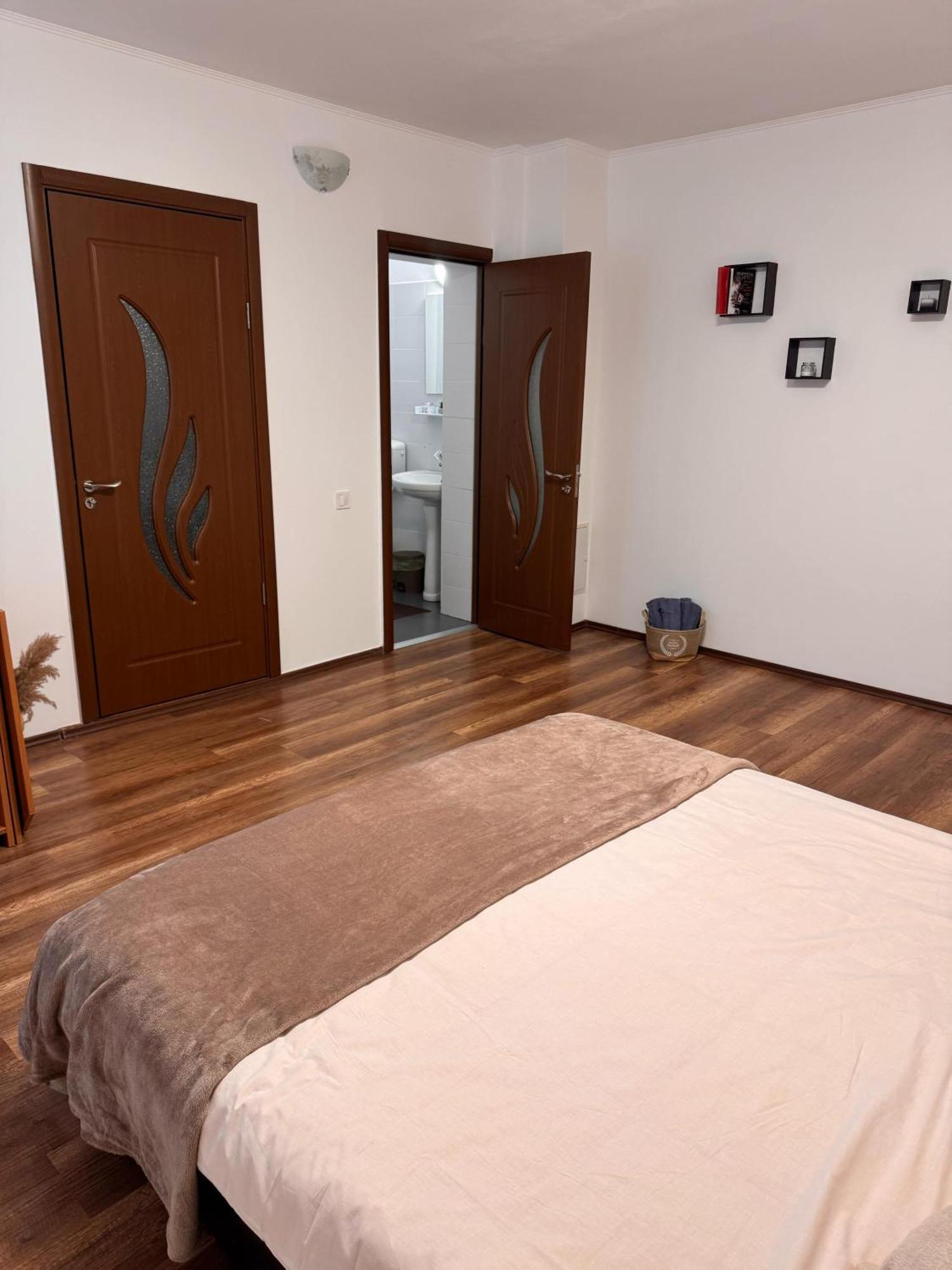 Apartamento Madalina'S House Braşov Exterior foto